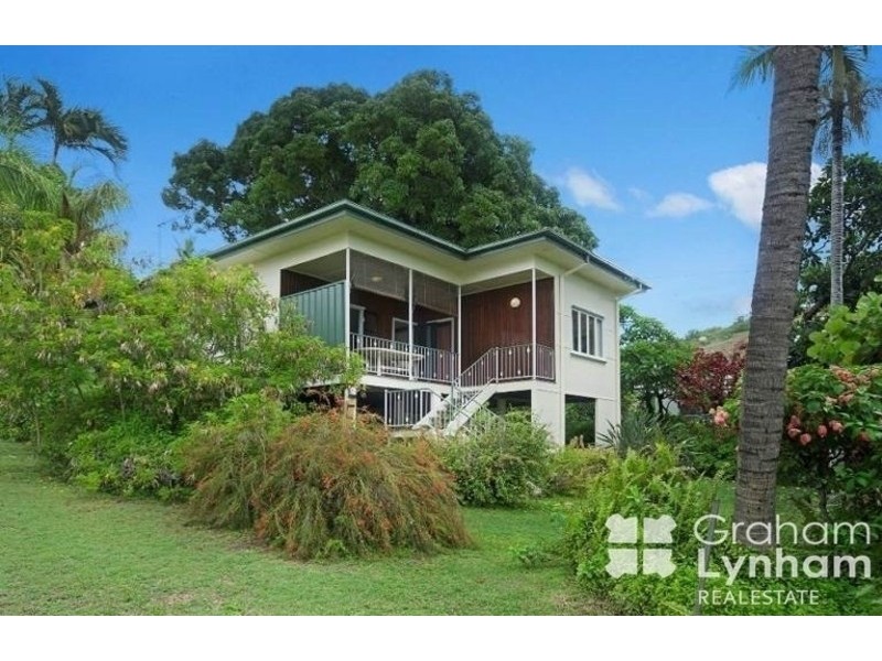 9 Queen Street, North Ward QLD 4810