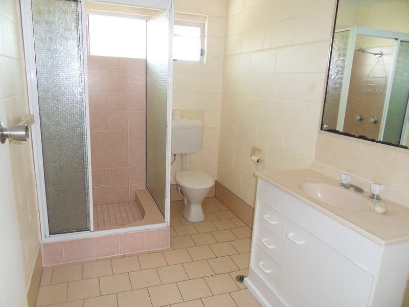 5/2 Isley Street, North Ward QLD 4810