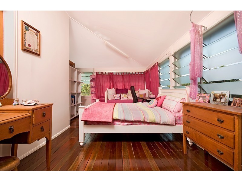 12 Stuart Street, North Ward QLD 4810