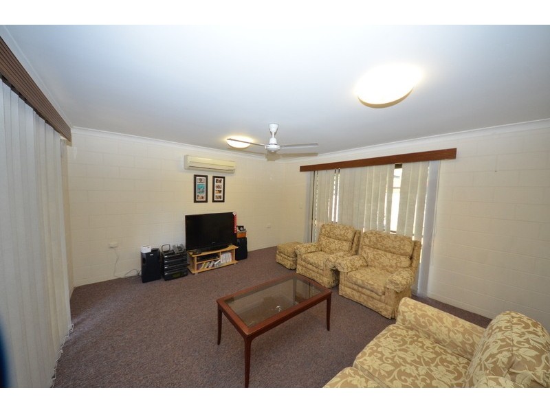 6 Salisbury Crescent, Kirwan QLD 4817