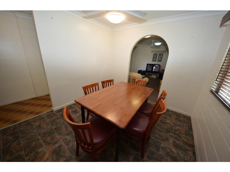 6 Salisbury Crescent, Kirwan QLD 4817