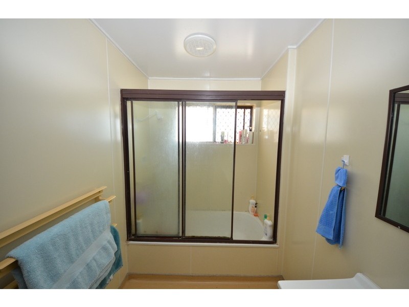 6 Salisbury Crescent, Kirwan QLD 4817