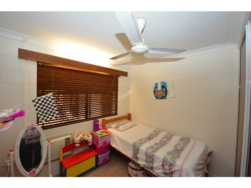 6 Salisbury Crescent, Kirwan QLD 4817