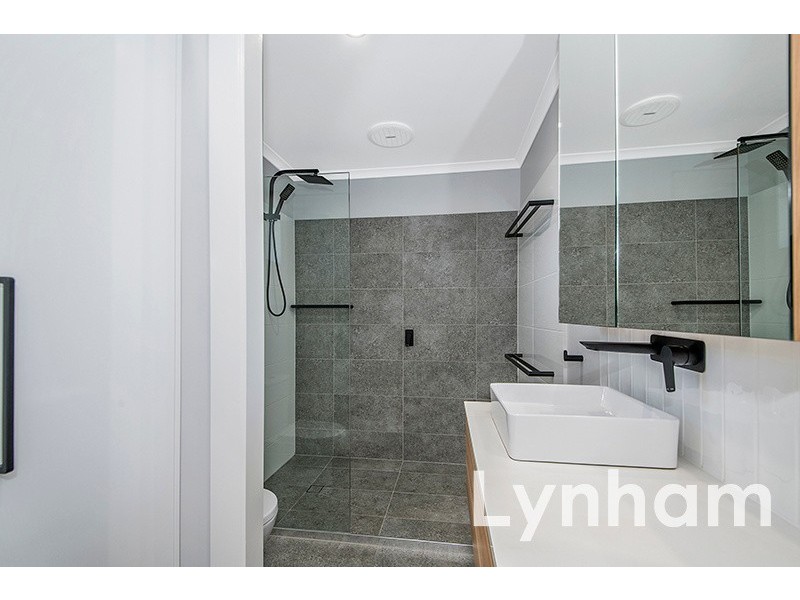 66A Kings Road, Hyde Park QLD 4812