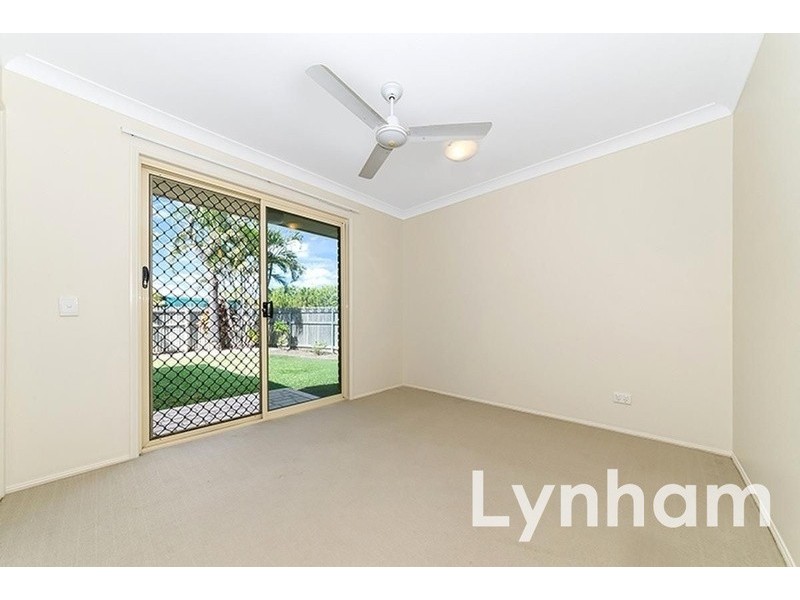 19 Cavill Avenue, Kirwan QLD 4817