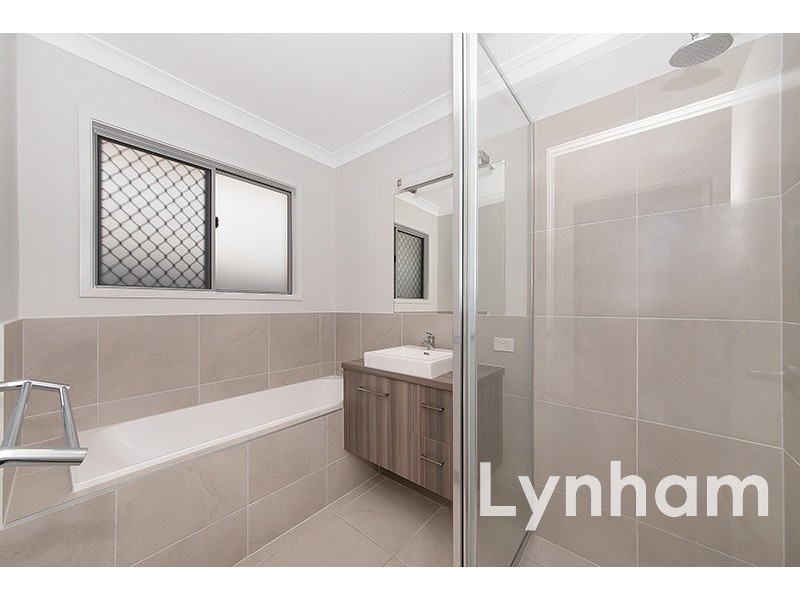 134 Kennard Circuit, Bushland Beach QLD 4818