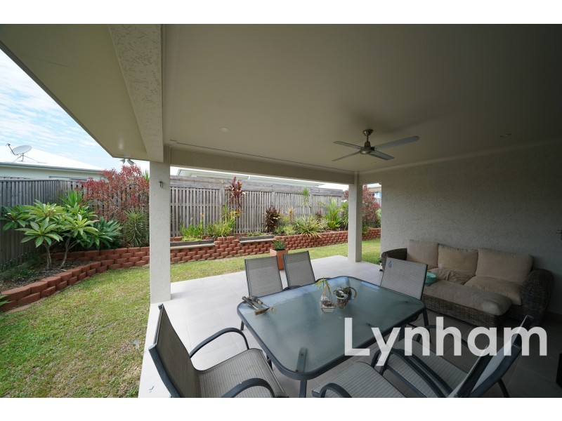 134 Kennard Circuit, Bushland Beach QLD 4818