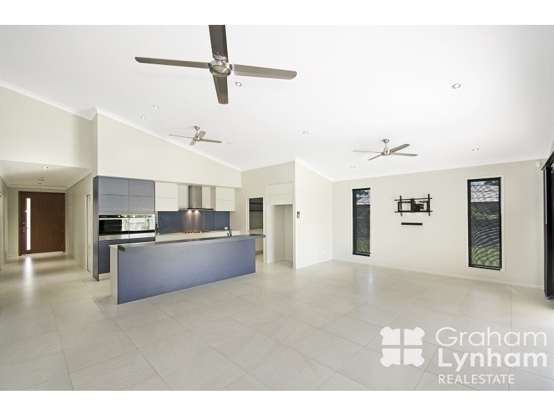 5 Bronco Court, Kelso QLD 4815