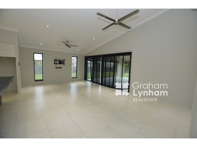 5 Bronco Court, Kelso QLD 4815