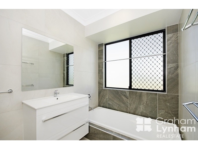 5 Bronco Court, Kelso QLD 4815