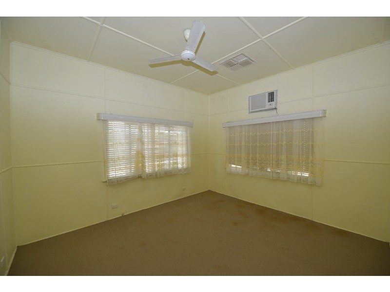 24 McAlister Street, Oonoonba QLD 4811
