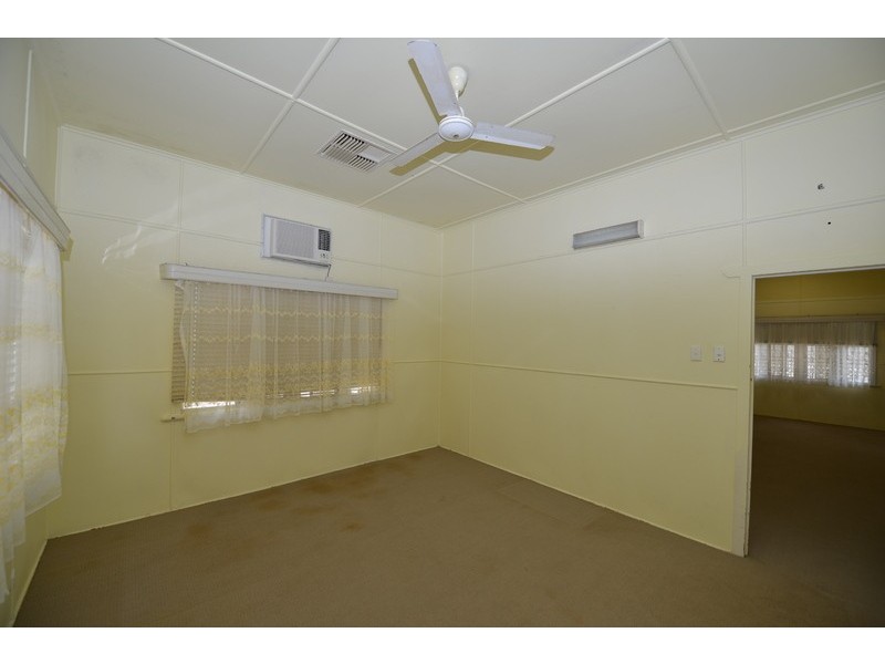24 McAlister Street, Oonoonba QLD 4811