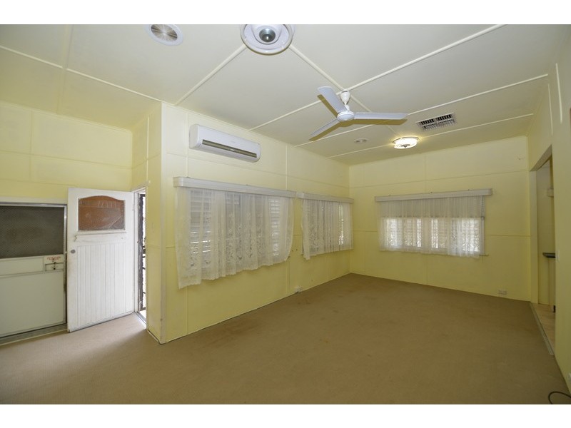 24 McAlister Street, Oonoonba QLD 4811
