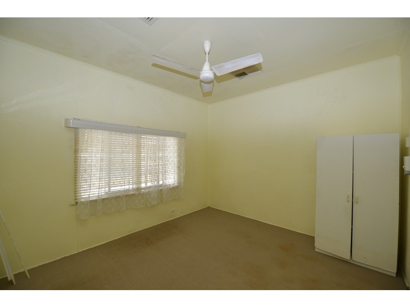 24 McAlister Street, Oonoonba QLD 4811