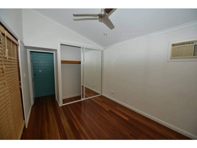 11 Ninth Avenue, Railway Estate QLD 4810