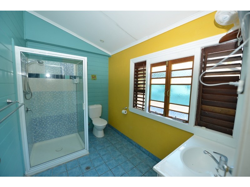 11 Ninth Avenue, Railway Estate QLD 4810