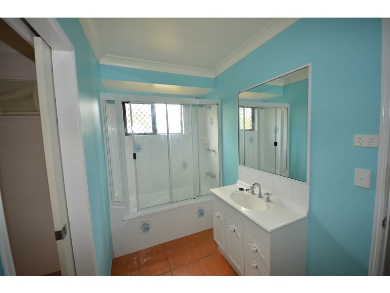 24  Pompeii Street, Kelso QLD 4815