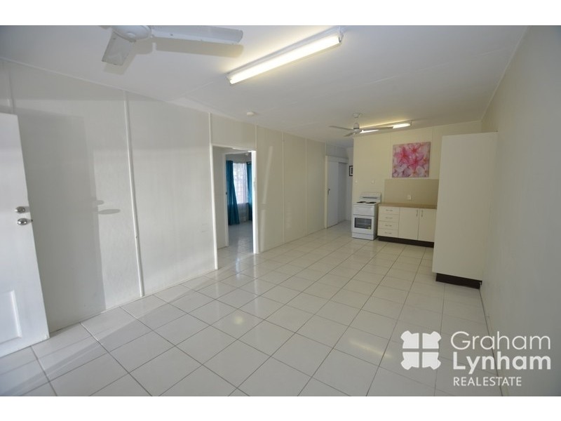 1/17 Coral Street, Saunders Beach QLD 4818