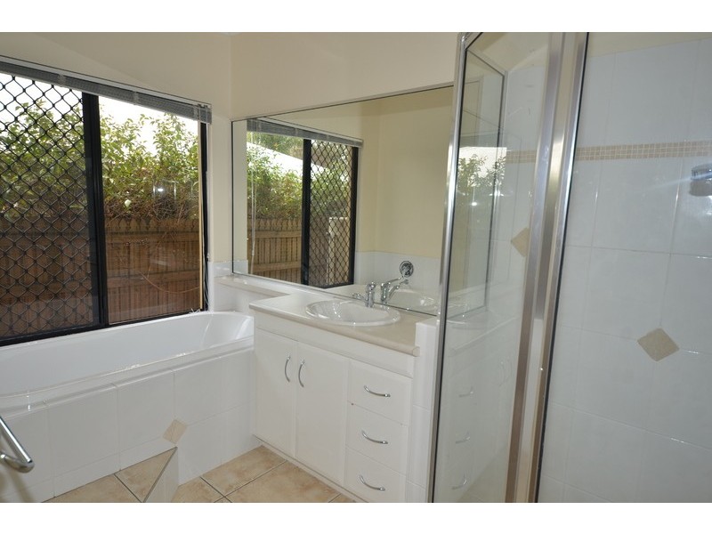 6  Grande Parade, Douglas QLD 4814