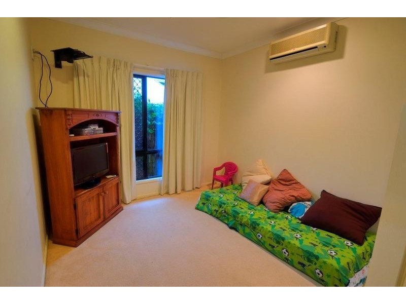 6  Grande Parade, Douglas QLD 4814