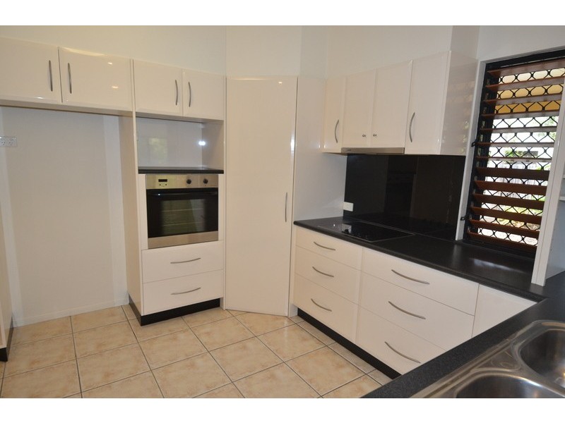 6  Grande Parade, Douglas QLD 4814