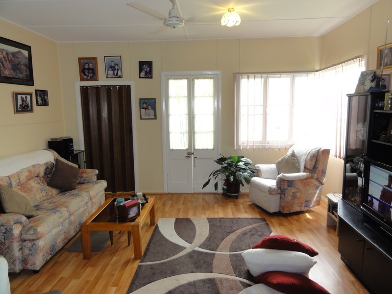 157  Palmerston Street, Currajong QLD 4812