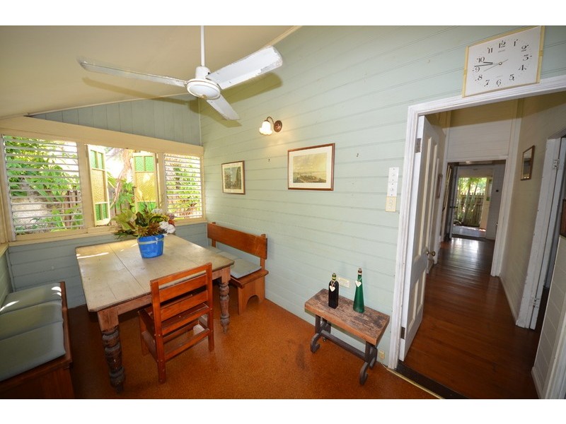 34  Perkins Street, South Townsville QLD 4810