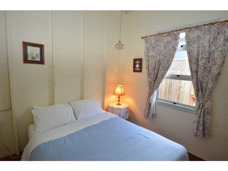 34  Perkins Street, South Townsville QLD 4810