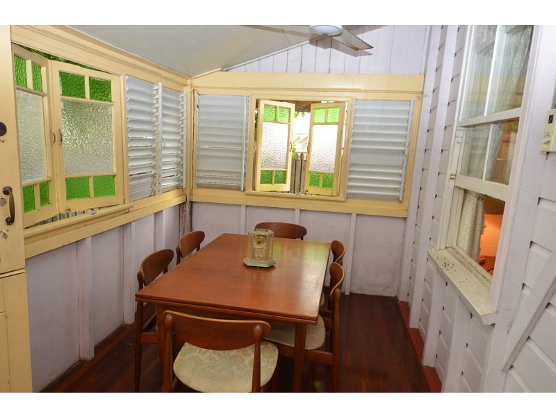 34  Perkins Street, South Townsville QLD 4810