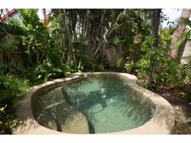 34  Perkins Street, South Townsville QLD 4810