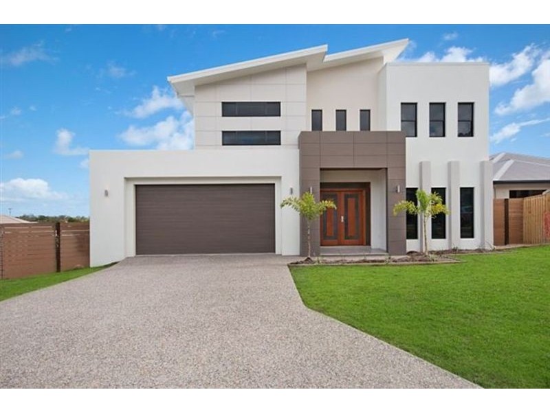 7 Yanooa Court, Bushland Beach QLD 4818