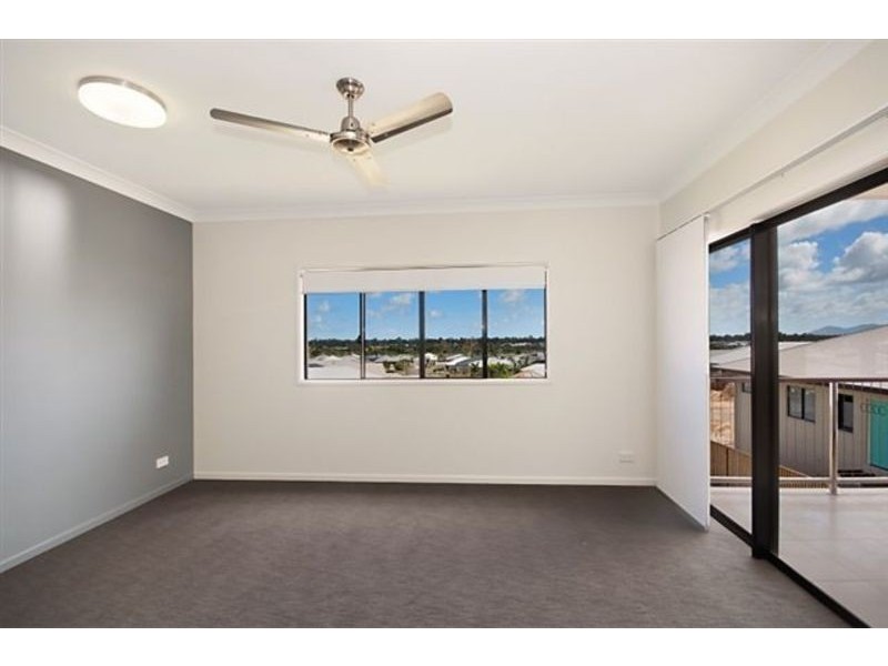 7 Yanooa Court, Bushland Beach QLD 4818