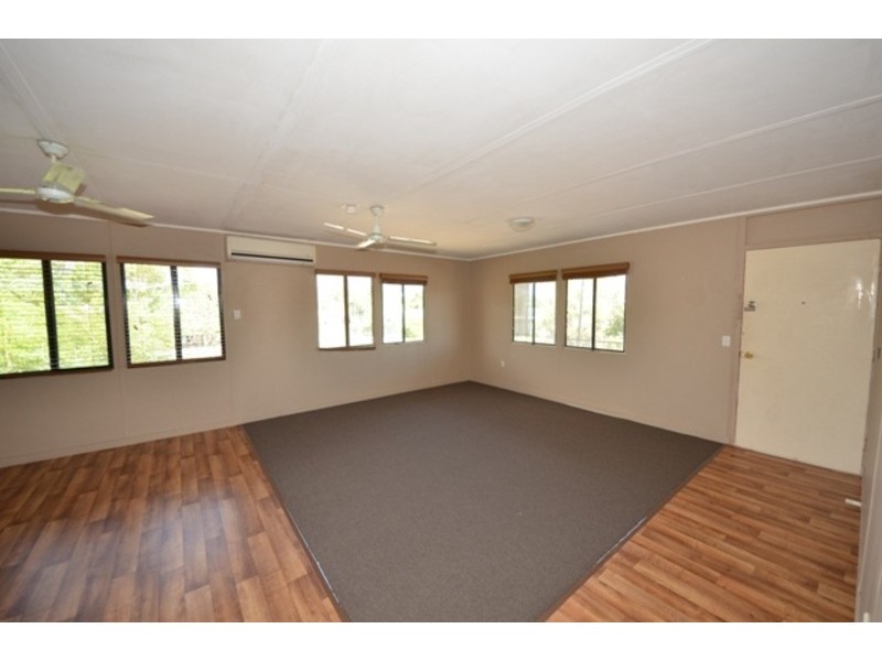 7  Nonda Street, Kirwan QLD 4817