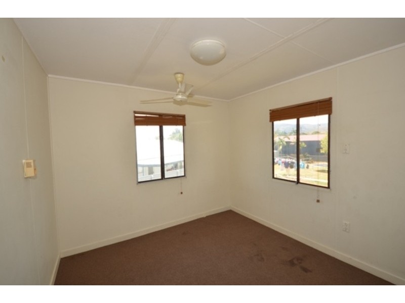 7  Nonda Street, Kirwan QLD 4817