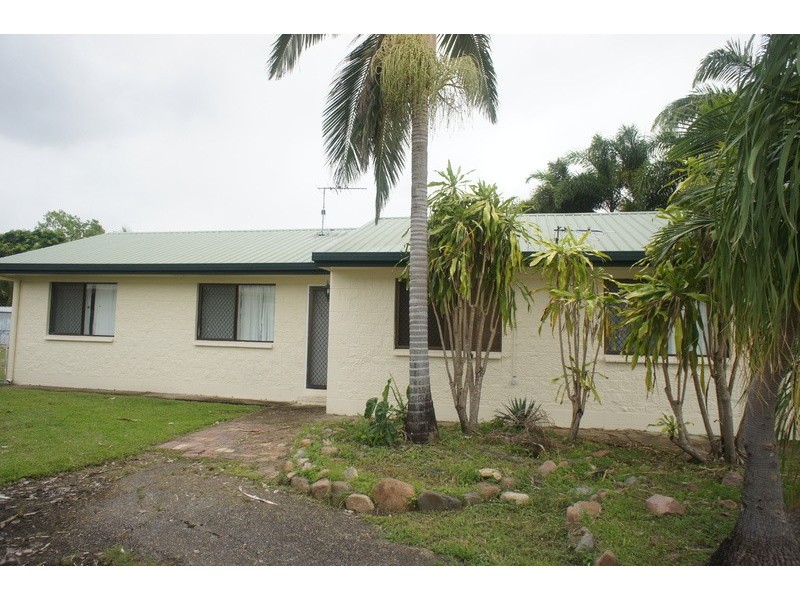 4 Hathaway Court, Kelso QLD 4815