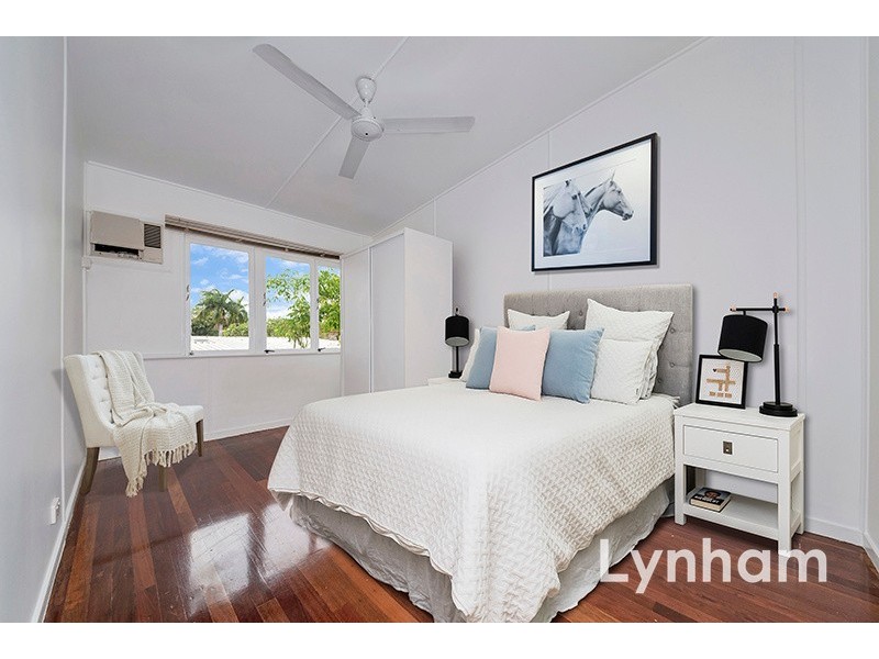 27 Ellimatta Avenue, Cranbrook QLD 4814