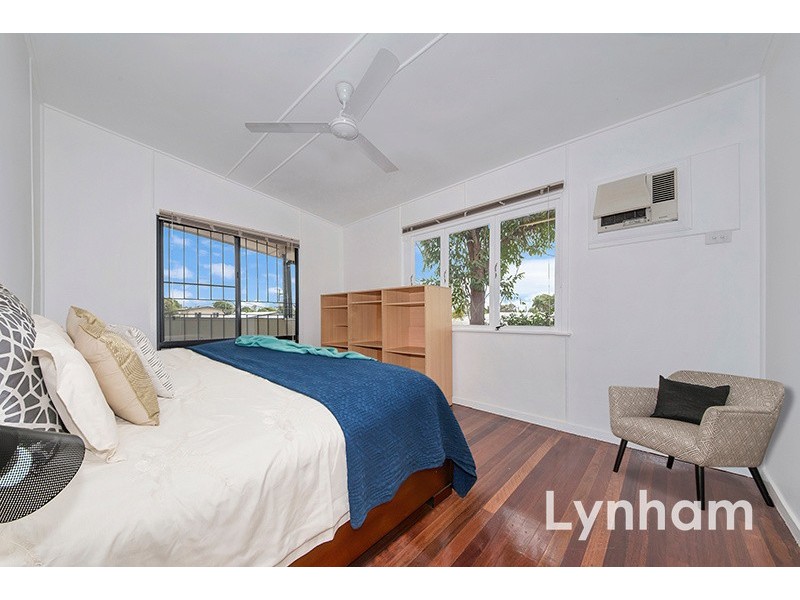 27 Ellimatta Avenue, Cranbrook QLD 4814