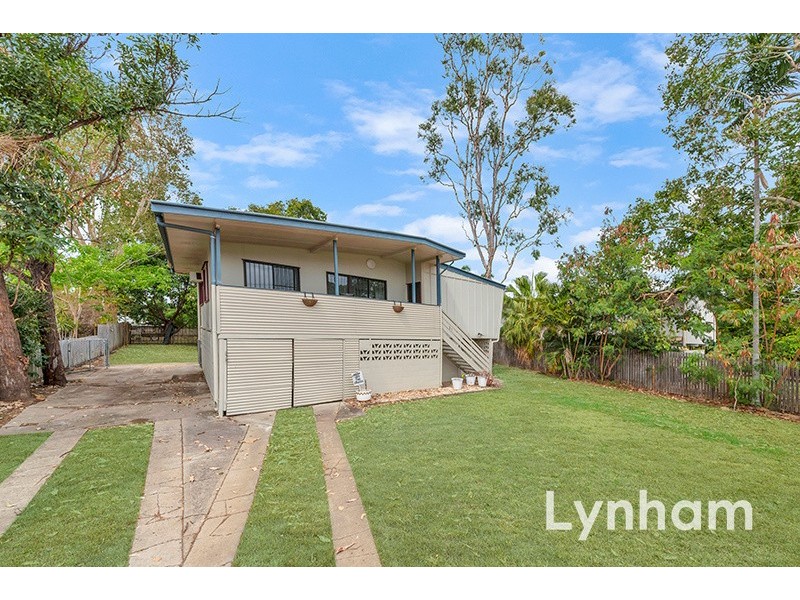 27 Ellimatta Avenue, Cranbrook QLD 4814