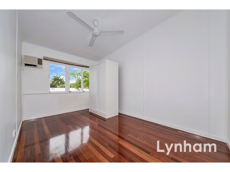 27 Ellimatta Avenue, Cranbrook QLD 4814