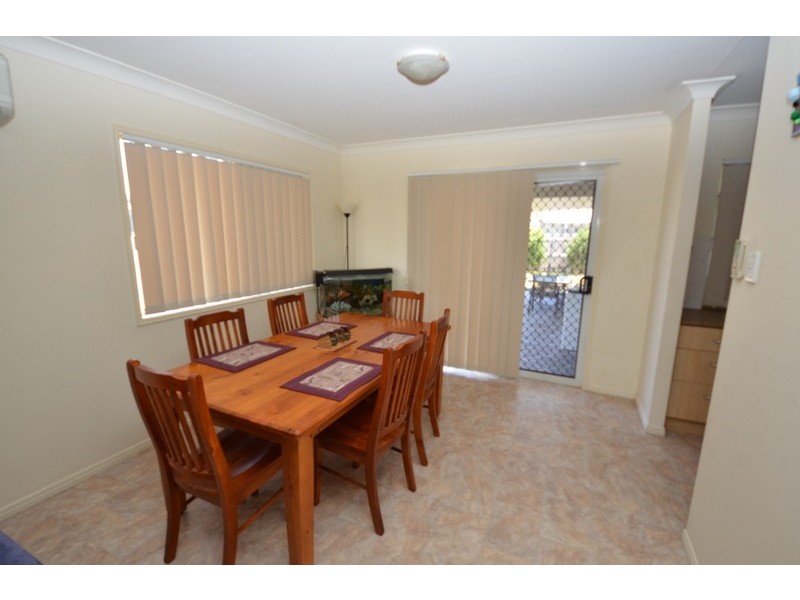 6 Moor Court, Kelso QLD 4815