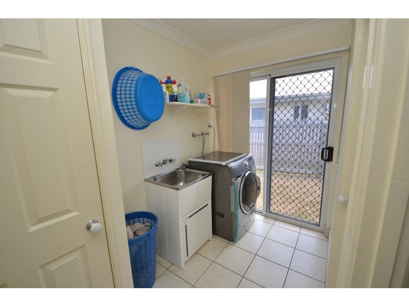 6 Moor Court, Kelso QLD 4815