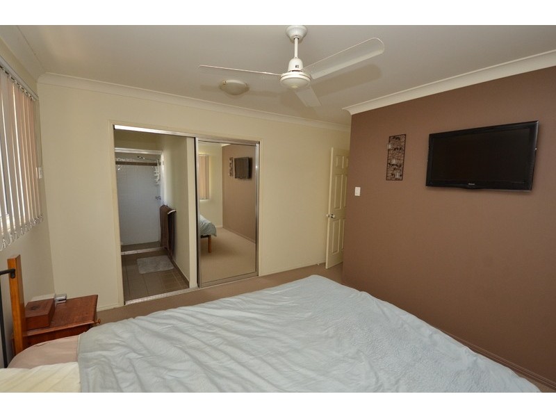 6 Moor Court, Kelso QLD 4815