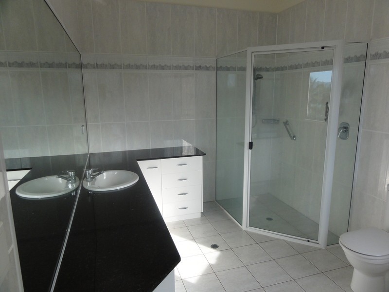 5/103 The Strand, North Ward QLD 4810