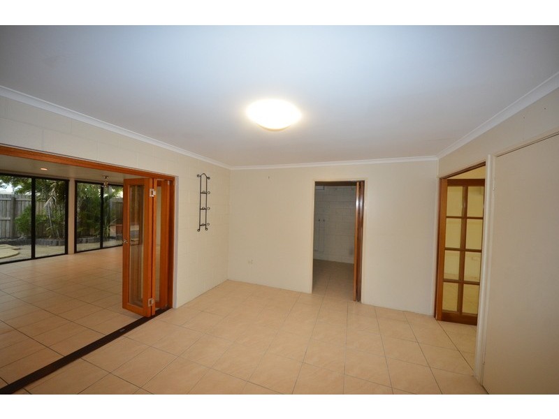 41  Winston Crescent, Kirwan QLD 4817