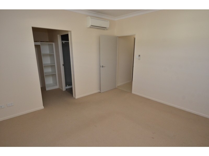 8/11 Crauford Street, West End QLD 4810