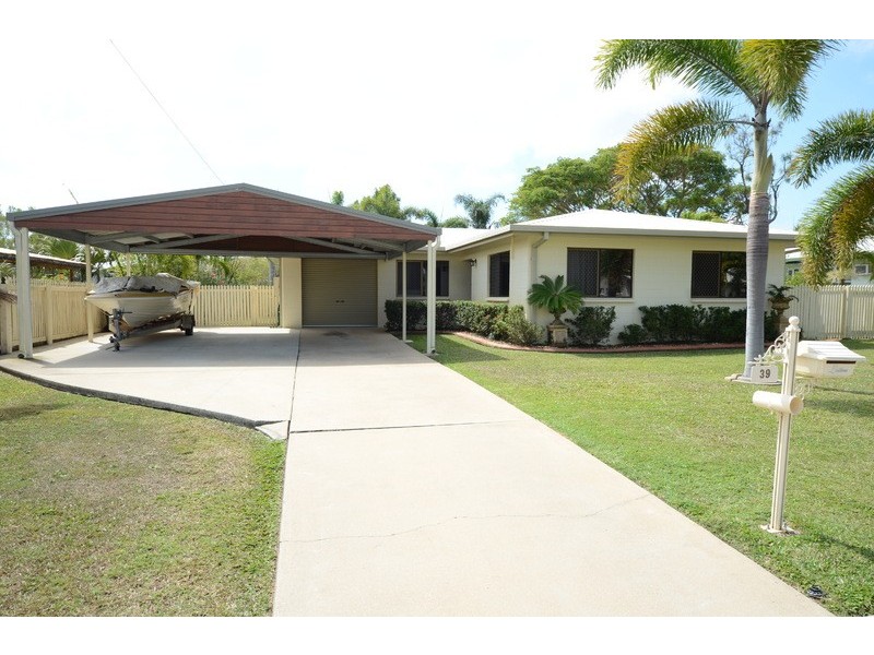 39 Feeney Avenue, Rasmussen QLD 4815