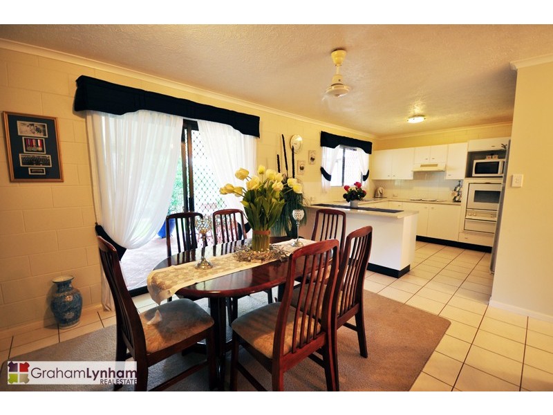 39 Feeney Avenue, Rasmussen QLD 4815