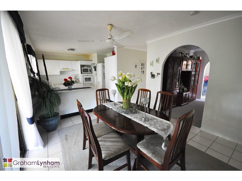 39 Feeney Avenue, Rasmussen QLD 4815