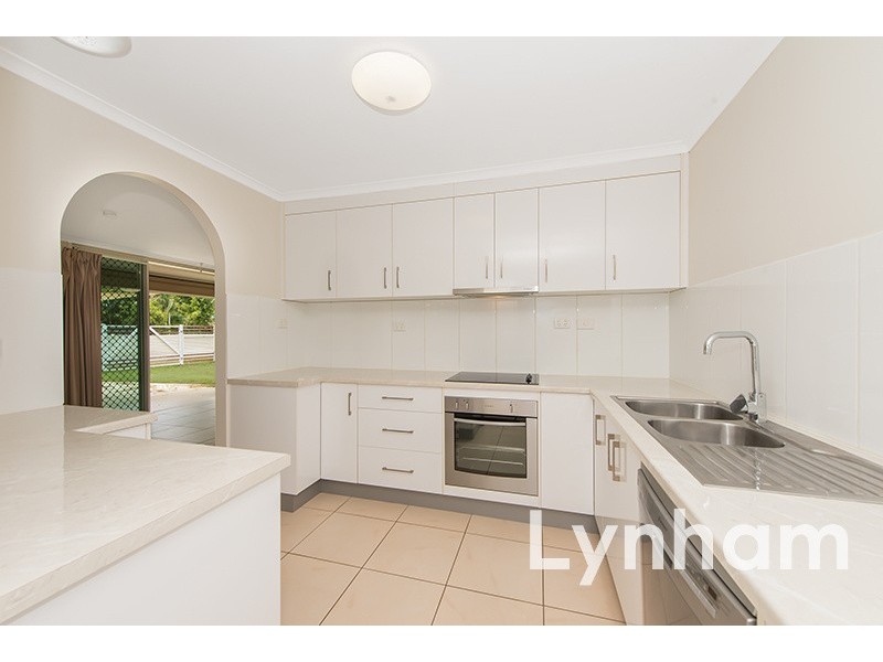 16 Garden Grove Crescent, Kirwan QLD 4817
