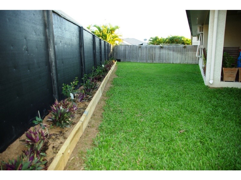 46 Woodwark Drive, Bushland Beach QLD 4818